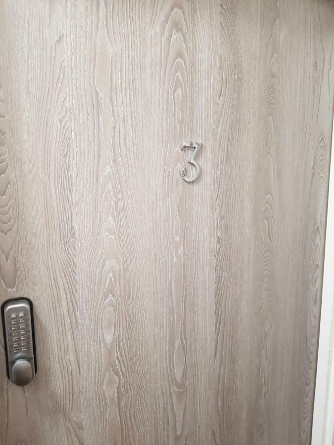 Court Road House Hotel Cardiff Kamer foto